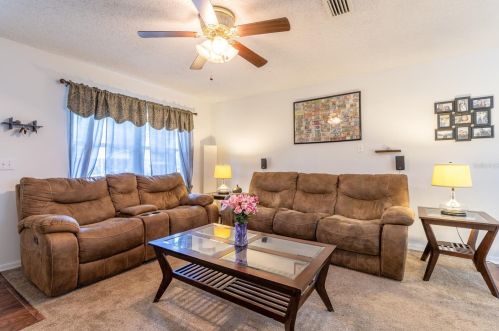 2250 Cr 452, Lake Panasoffkee FL  33538-5449 exterior