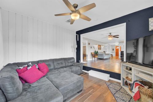 205 Kendal St, Vacaville CA 95688-3827 exterior