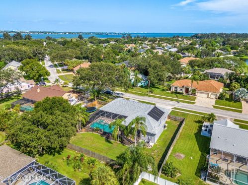 816 Brookstone Dr, Merritt Island FL  32952-4141 exterior