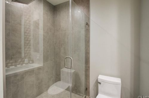 4809 Carpenter Ave, North Hollywood CA  91607-3204 exterior