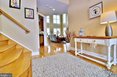 320 Stephen Ct, Charles Town WV  25414-4126 exterior