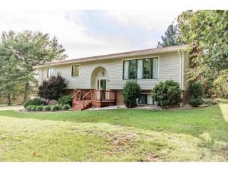 4424 Fieldstone Dr, Kingsport, TN 37664-5030