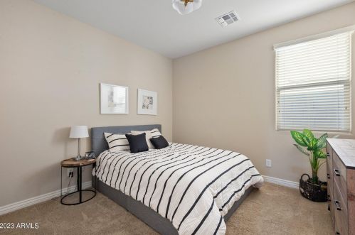 28305 44th Way, Cave Creek AZ  85331-3641 exterior