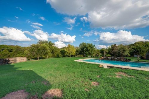 3150 Pelican Way, Midlothian TX  76065-7925 exterior