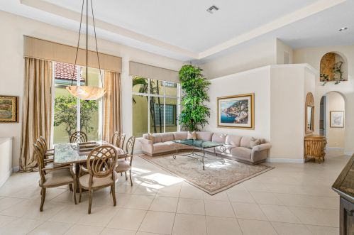 16814 Knightsbridge Ln, Delray Beach, FL 33484-6993