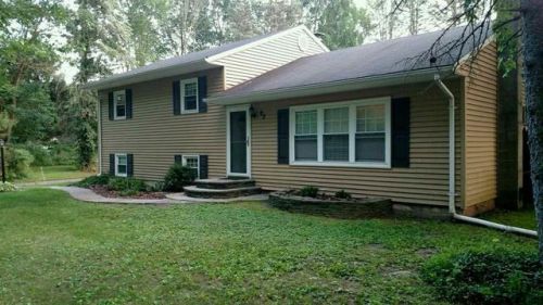 22 Foordmore Rd, Kerhonkson, NY 12446-2919