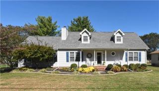 2220 High Meadow Dr, Murfreesboro, TN 37129-4029