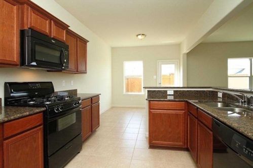 6922 Chessgate Falls Ln, Richmond TX  77469-1818 exterior