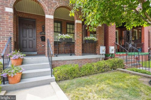 2638 10th St, Washington, DC 20018-1710
