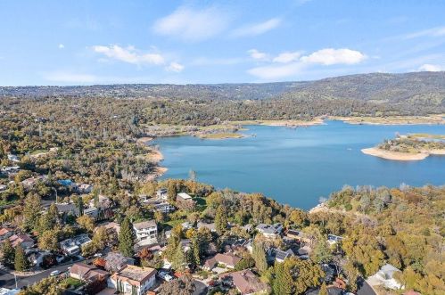 3942 Horseshoe Cir, Loomis, CA 95650-9729