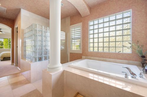 27 Toscana Way, Rancho Mirage CA  92270-1977 exterior