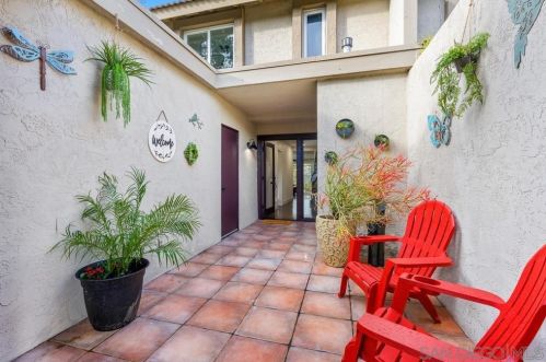 3170 Via De Caballo, Encinitas CA  92024-6925 exterior