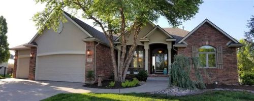 111 Putter Dr, Andover, KS 67002-8823