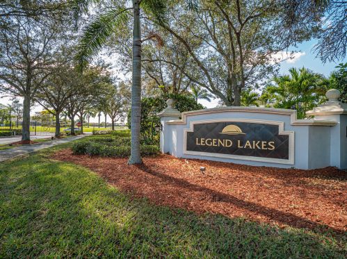 4705 Josephine Mnr, Vero Beach, FL 32968-4052