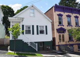 35 Lincoln Ave, Troy, NY 12180-5615