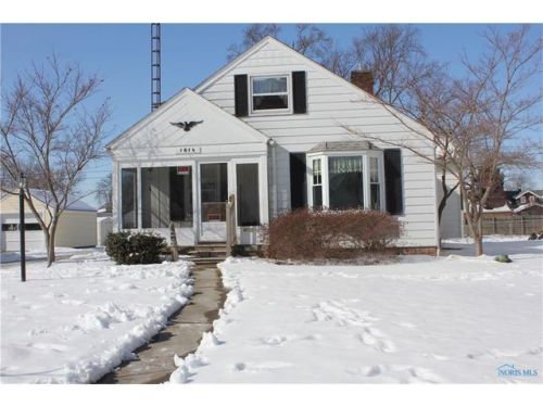 1016 Latty St, Defiance, OH 43512-2941