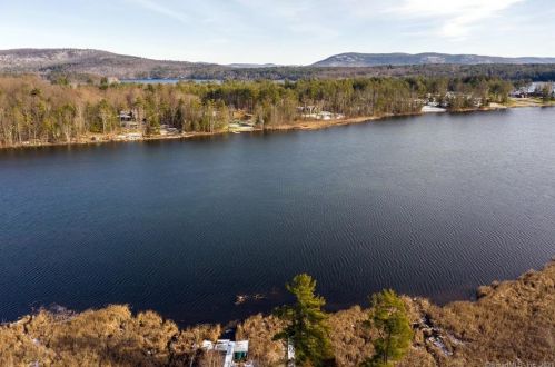 5 Bloomer Ln, Salisbury, CT 06079-8007