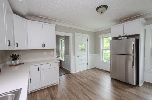 16 Acre St, Bennington NH  03442-4100 exterior