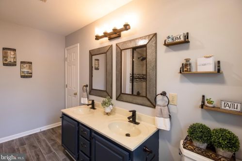 608 Halleck St, Fredericksburg VA  22407-8627 exterior