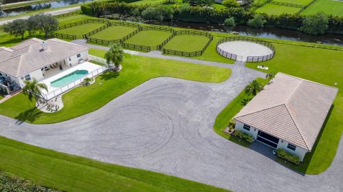 15380 46th Ln, West Palm Beach FL  33414-7452 exterior