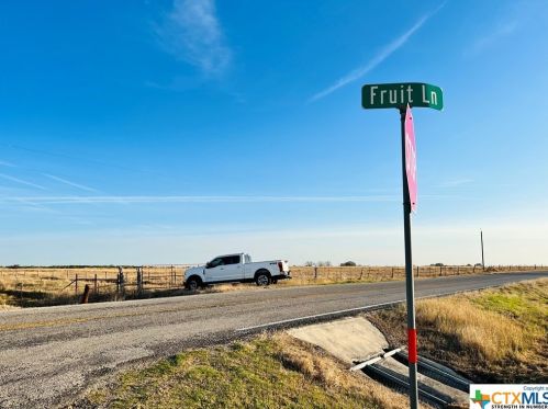 000 Fm 20, Kingsbury, TX 78638-1606