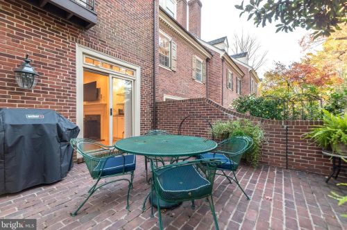 1103 Quinard Ct, Prospectville PA  19002-6010 exterior