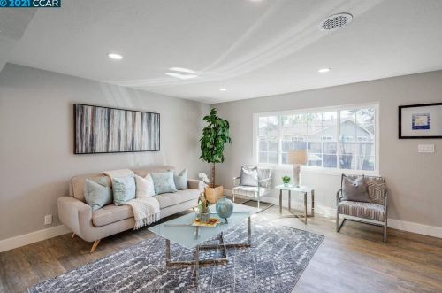 69 Fordham Ct, Concord CA  94523-1523 exterior