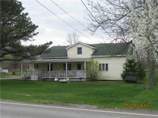 2304 Hannon Rd, Erie, PA 16510-4432