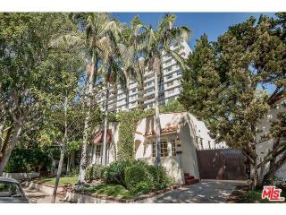 9037 Elevado St, Los Angeles CA  90069-4804 exterior