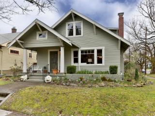 2906 49th Ave, Portland, OR 97213-1843