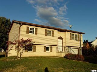22 York Cir, Navy Sup Dpt, PA 17050-2751