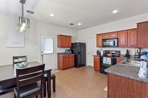 5849 Mount Plymouth Pt, Fort Worth TX  76179-5278 exterior