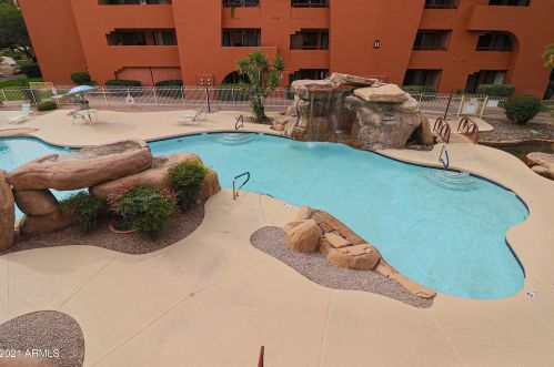 4303 Cactus Rd, Phoenix AZ  85032-7637 exterior