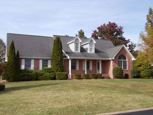 298 Tomahawk Blvd, Golden Pond, KY 42211-6194