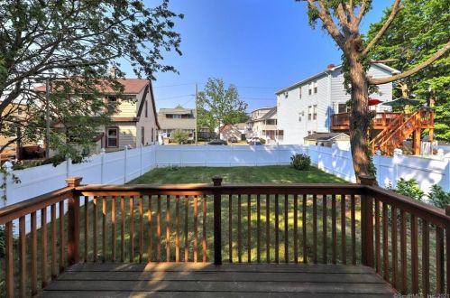 11 Wildwood Ave, Milford CT  06460-5846 exterior