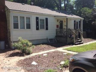 1207 Claflin Rd, Manhattan KS  66502-4616 exterior