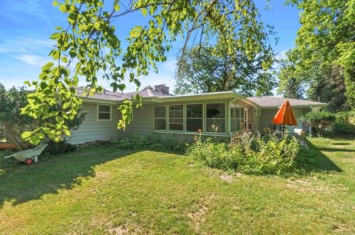 1505 Miller Rd, Lake Geneva WI  53147-1667 exterior