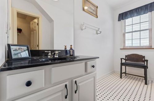 215 Woodridge Ct, Canonsburg PA  15317-9509 exterior