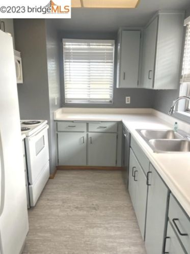 705 Chadwick Ln, West Pittsburg, CA 94565-6607