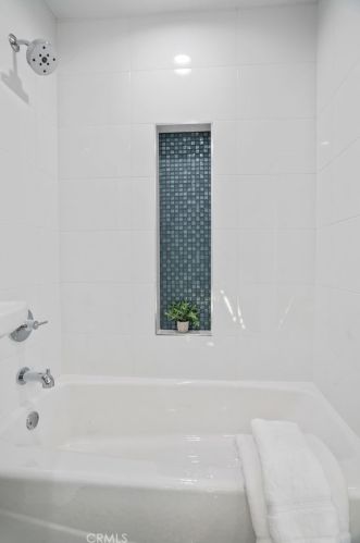 21322 Western Ave, Torrance CA  90501-2953 exterior