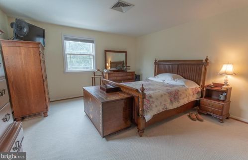 1755 Ludwell Dr, Prospectville PA  19002-3030 exterior