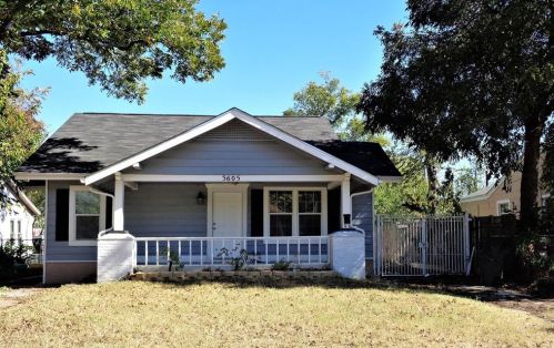 3605 Travis Ave, Fort Worth, TX 76110-5230