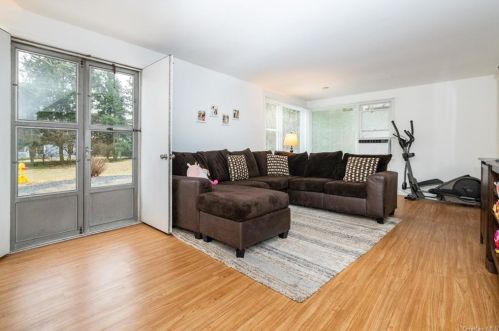 15 Fenimore Rd, New Rochelle NY  10804-2103 exterior