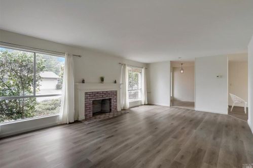 6596 Meadowridge Dr, Santa Rosa CA  95409-5863 exterior