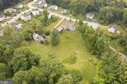 10 Pine Valley Ct, Glen Mills PA  19342-1823 exterior