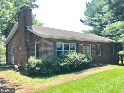 39171 Rodeffer Rd, Lovettsville, VA 20180-3045
