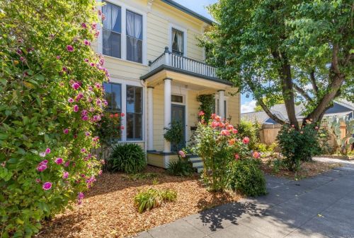 1252 Morgan St, Santa Rosa, CA 95401-4831