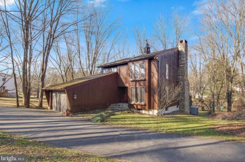 385 Fairville Rd, Chadds Ford, PA 19317-9459