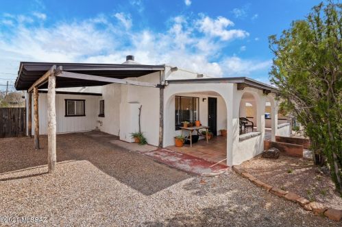 2720 Columbus Blvd, Tucson, AZ 85712-1940