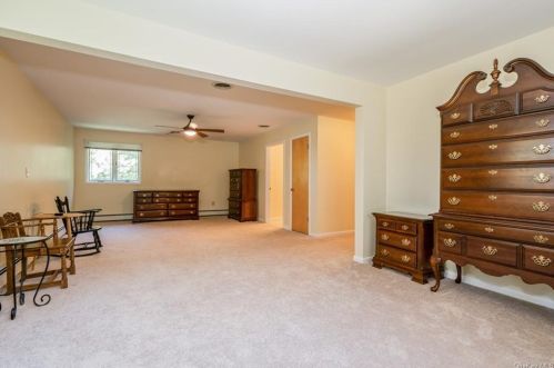 188 Bellvale Lakes Rd, Warwick NY  10990-3454 exterior